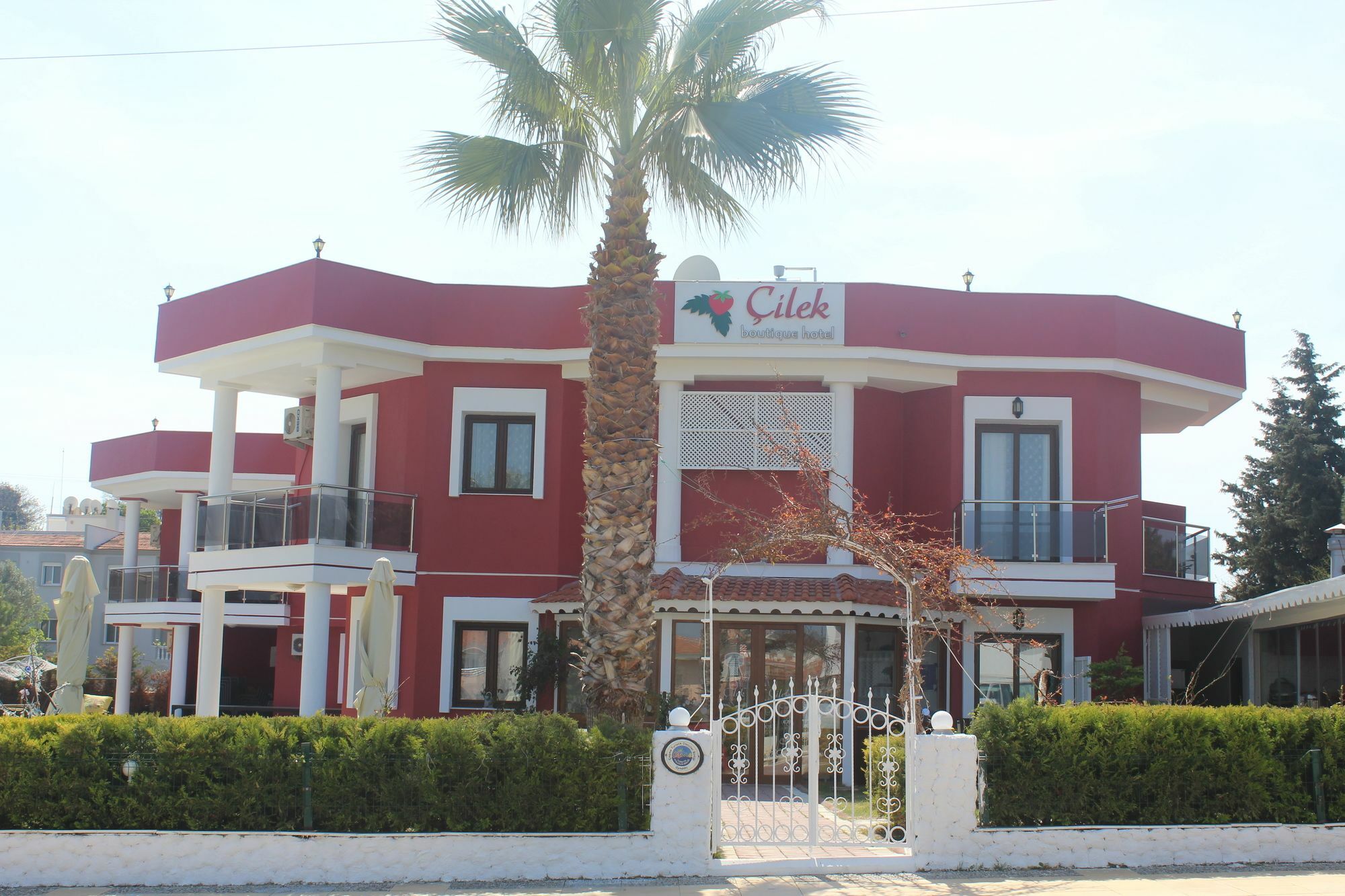 Cilek Butik Hotel เซสเม ภายนอก รูปภาพ